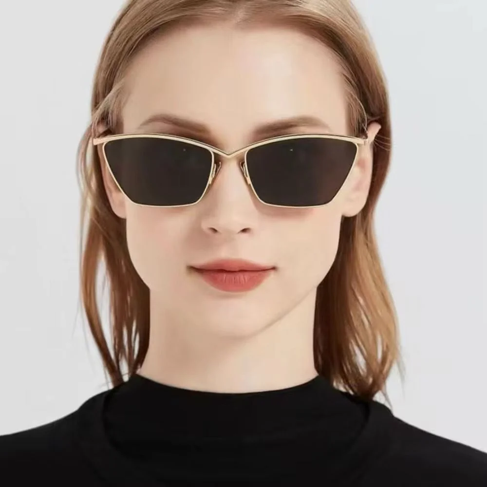 Frown [Black Golden] Sunglasses - Image 4