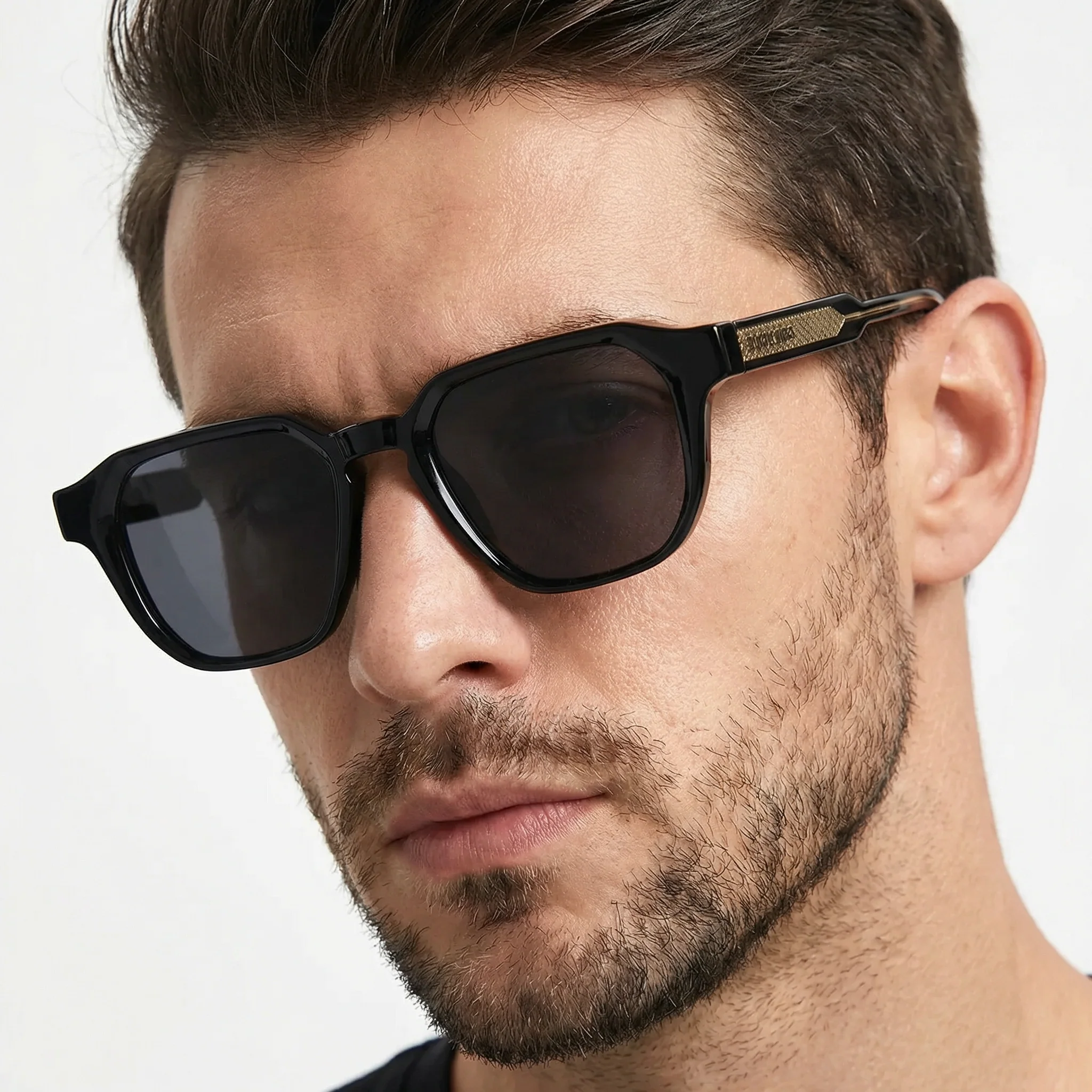 Hank Black Sunglasses - Image 2